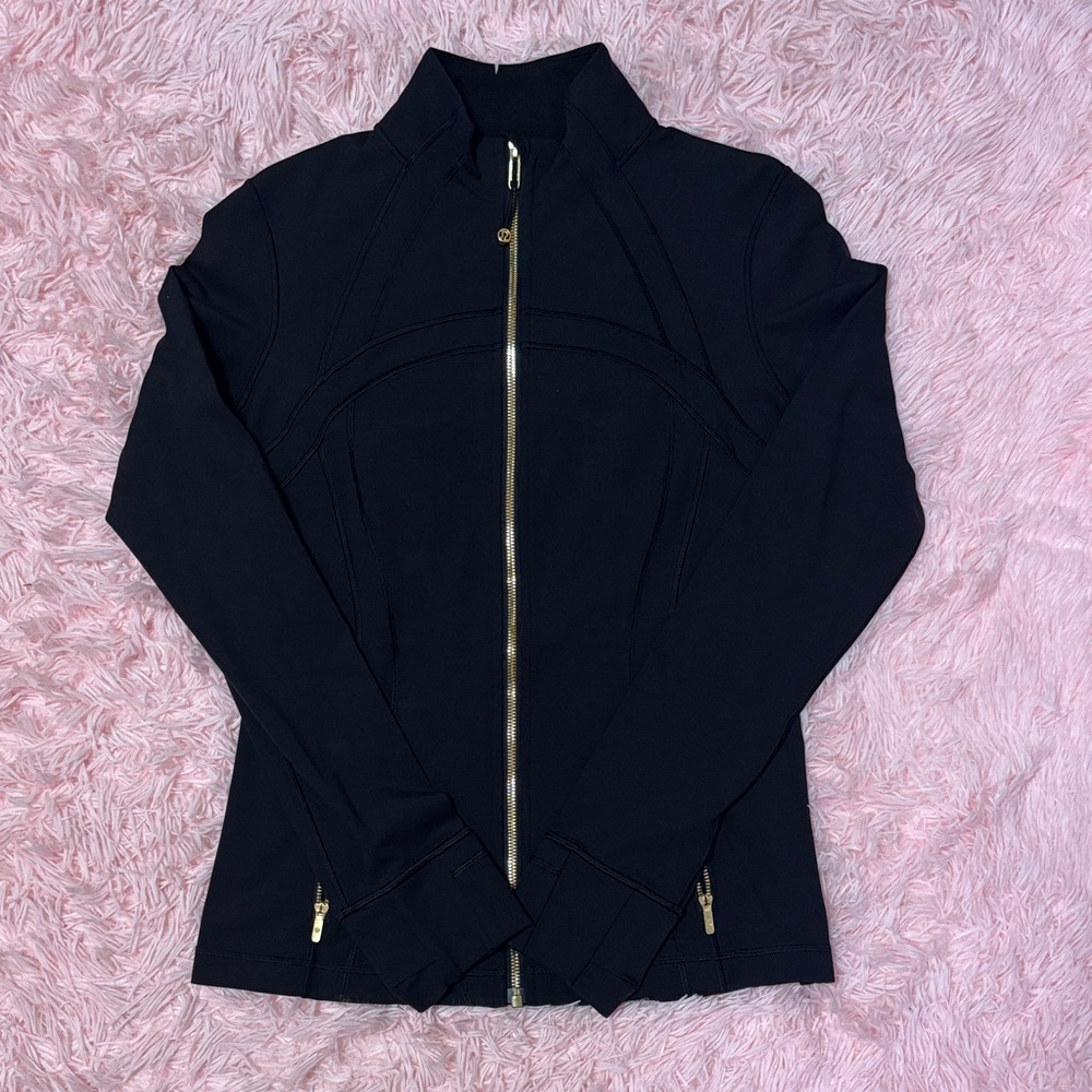 Lululemon Define Jacket Size 10 in Black/Gold